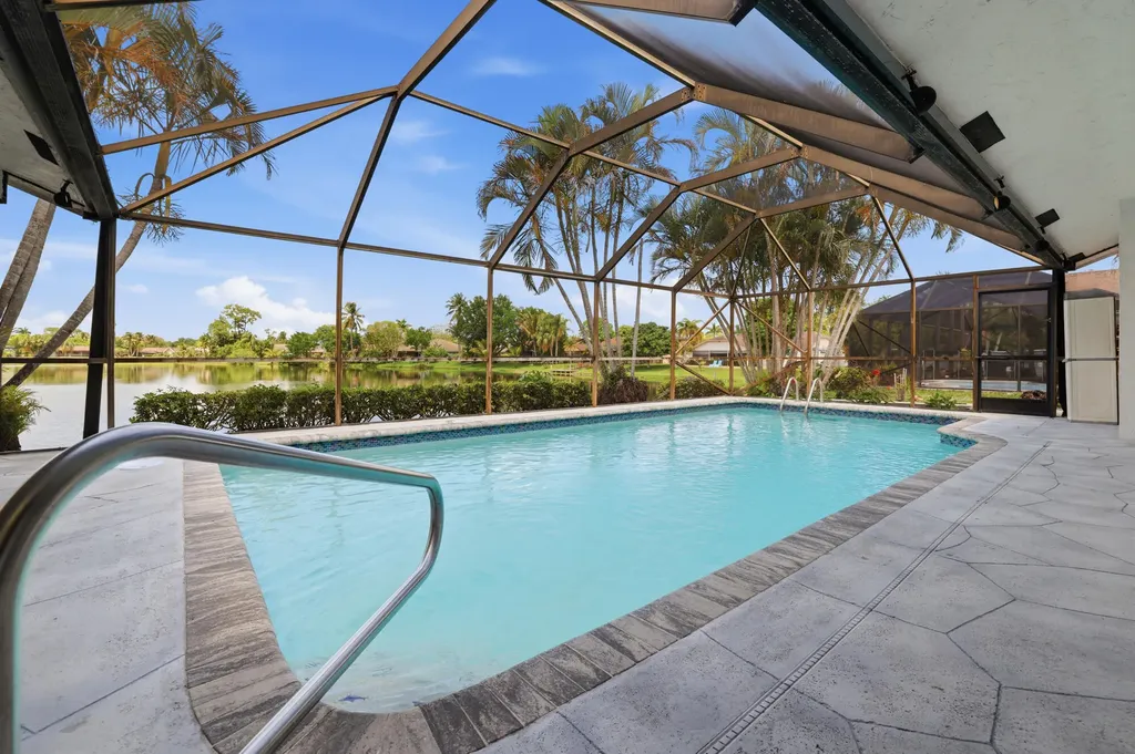 191 Parkwood Drive Royal Palm Beach FL 33411