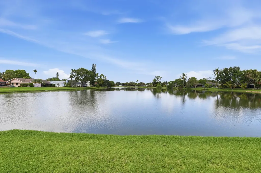 191 Parkwood Drive Royal Palm Beach FL 33411