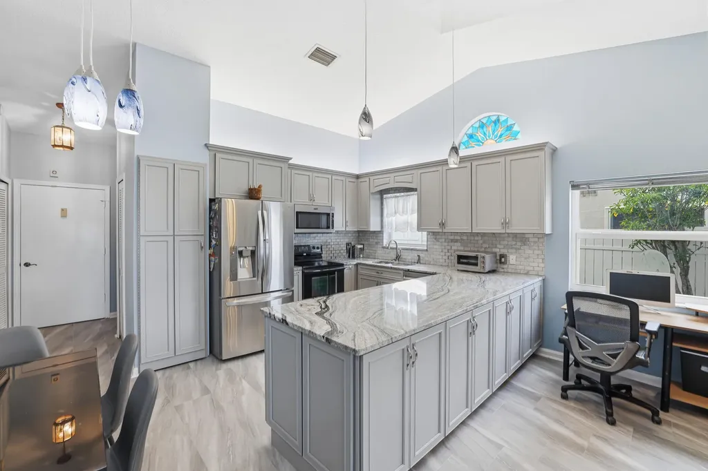 191 Parkwood Drive Royal Palm Beach FL 33411