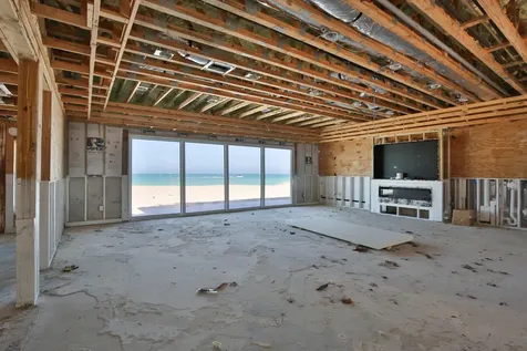 7816 Sanderling Road Sarasota FL 34242
