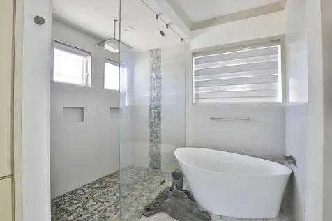 7816 Sanderling Road Sarasota FL 34242