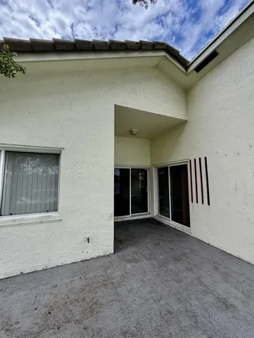 387 SW 206th Avenue Pembroke Pines FL 33029