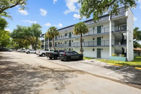 8004 Lagos De Campo Boulevard Tamarac FL 33321