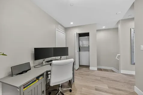 2535 NE 193rd Street Miami FL 33180
