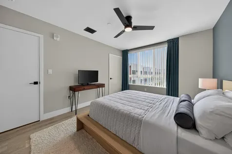 2535 NE 193rd Street Miami FL 33180