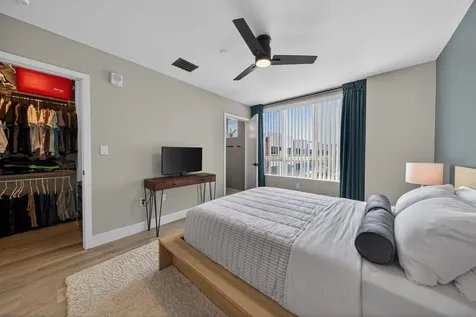 2535 NE 193rd Street Miami FL 33180