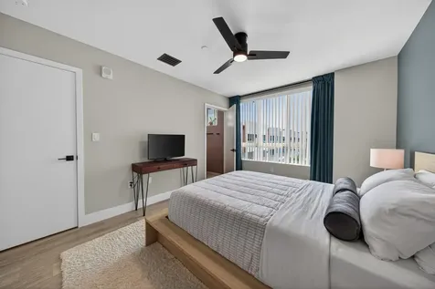 2535 NE 193rd Street Miami FL 33180