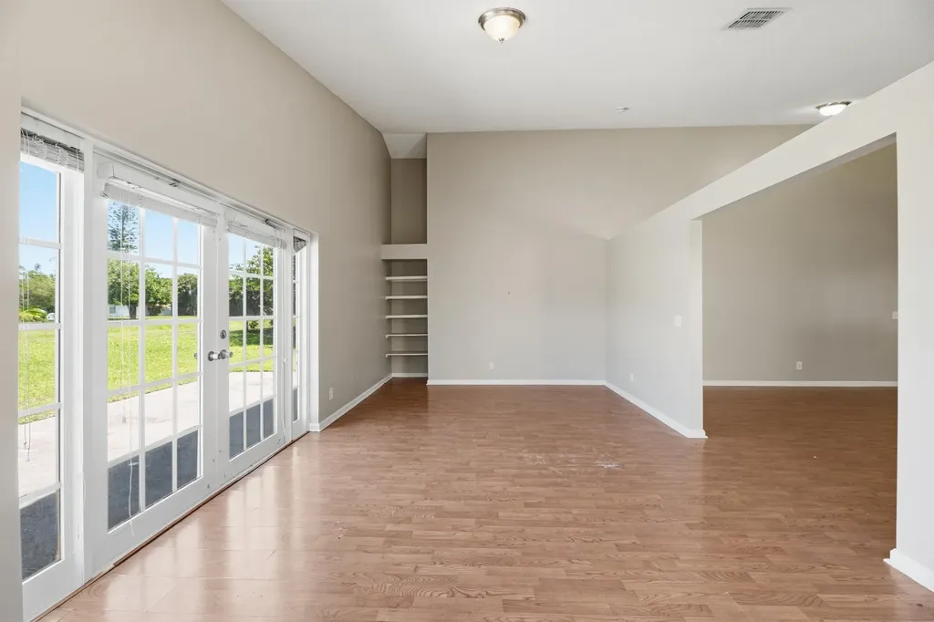 5233 Rosen Boulevard Boynton Beach FL 33472