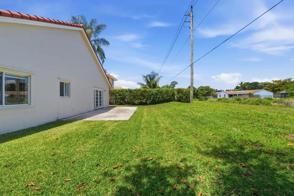 5233 Rosen Boulevard Boynton Beach FL 33472