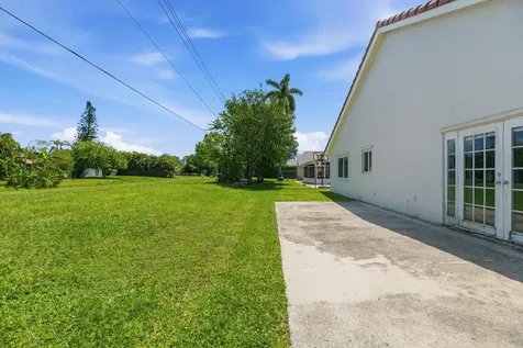 5233 Rosen Boulevard Boynton Beach FL 33472