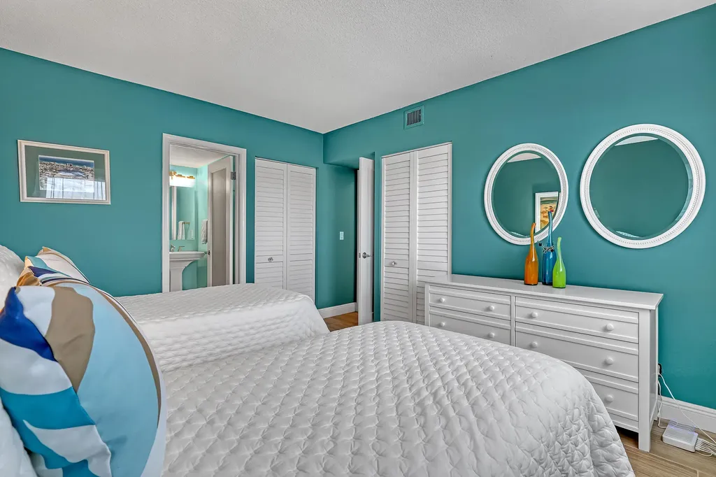 921 Spanish Circle Delray Beach FL 33483