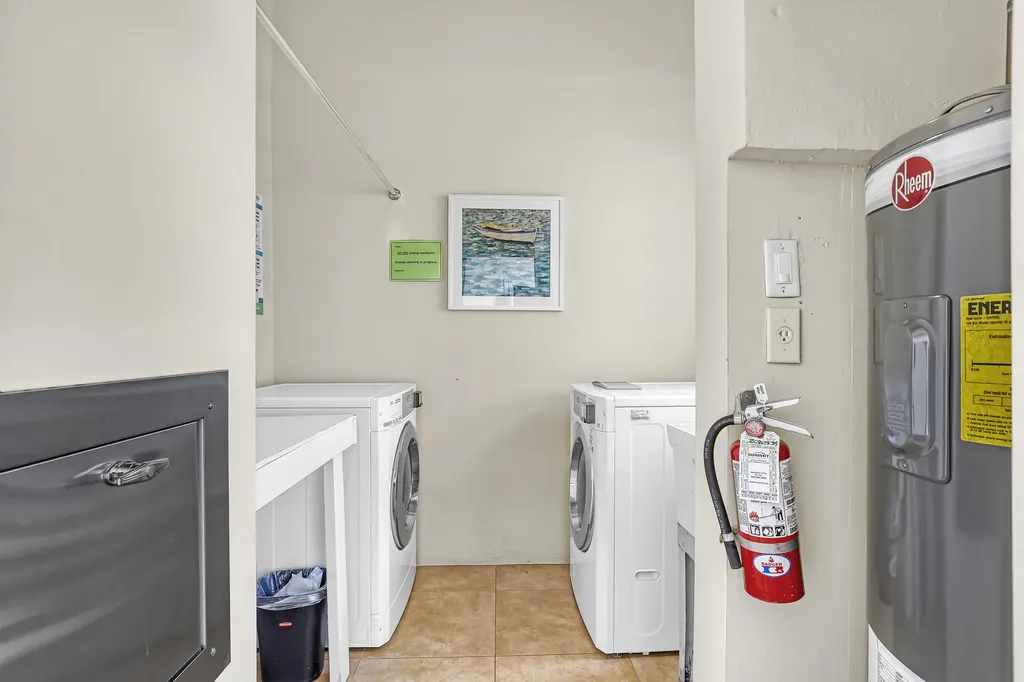 921 Spanish Circle Delray Beach FL 33483