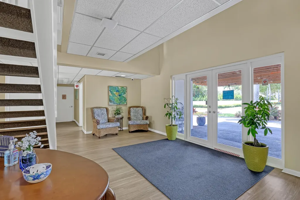 921 Spanish Circle Delray Beach FL 33483