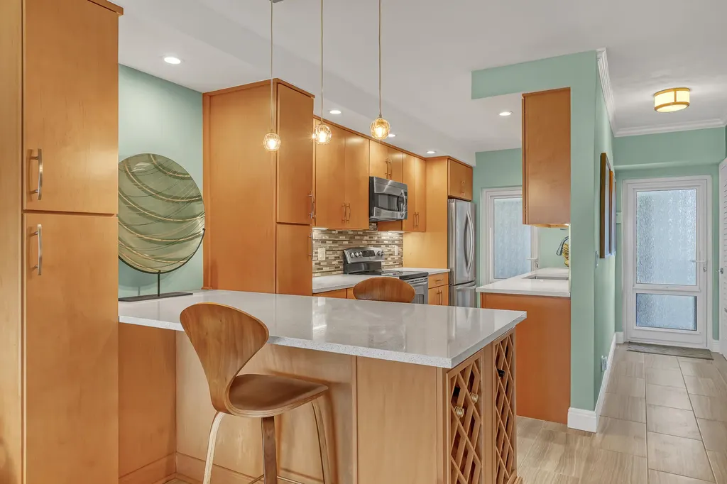 921 Spanish Circle Delray Beach FL 33483