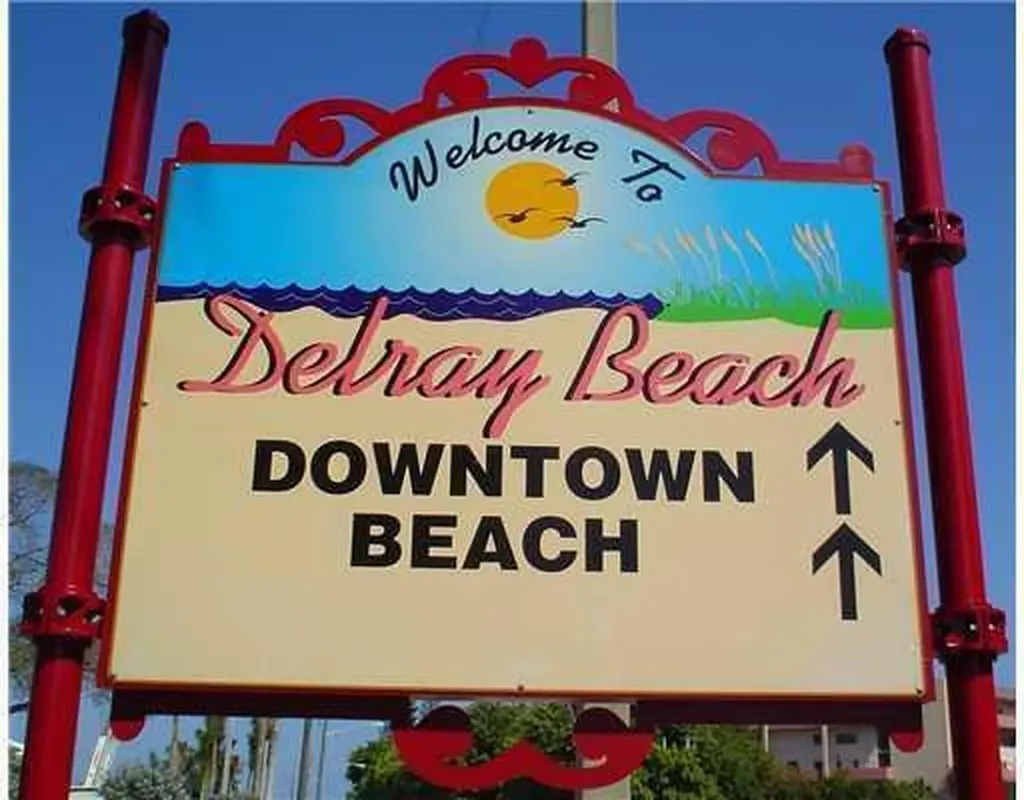 921 Spanish Circle Delray Beach FL 33483