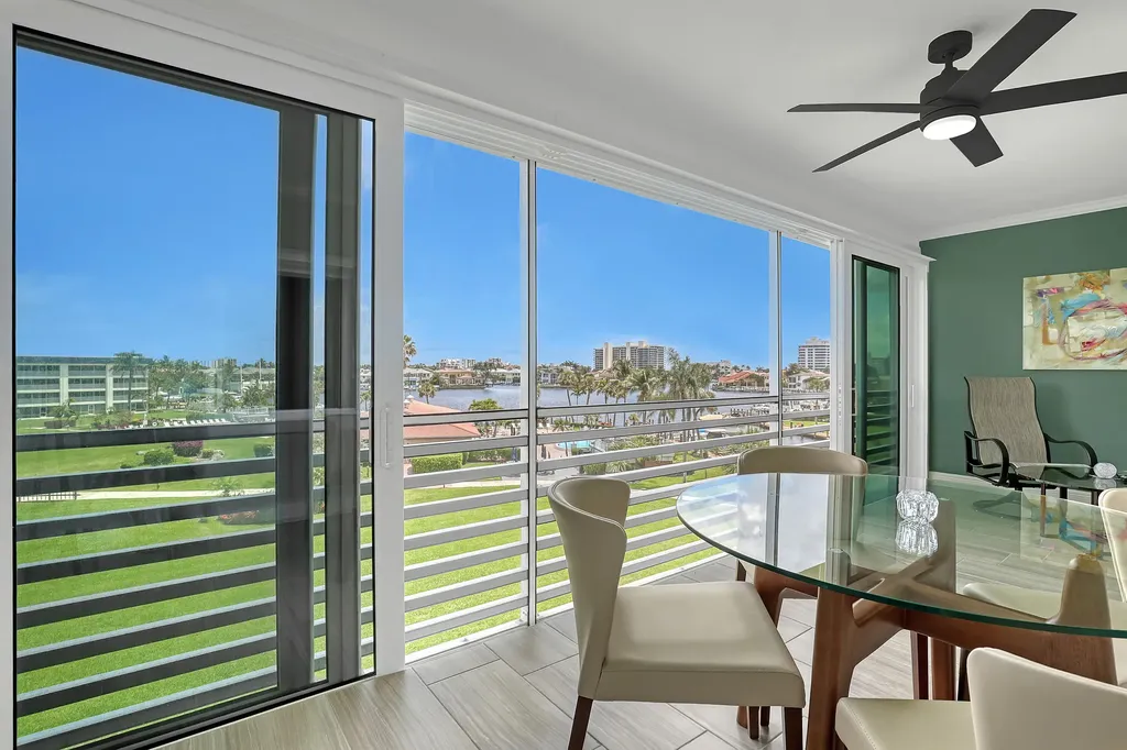 921 Spanish Circle Delray Beach FL 33483