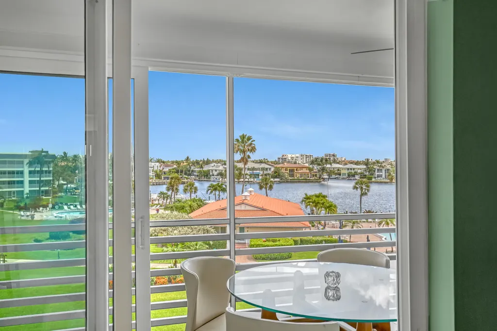 921 Spanish Circle Delray Beach FL 33483