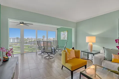 921 Spanish Circle Delray Beach FL 33483