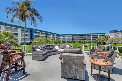921 Spanish Circle Delray Beach FL 33483