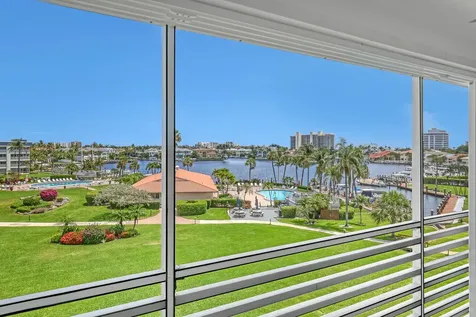 921 Spanish Circle Delray Beach FL 33483