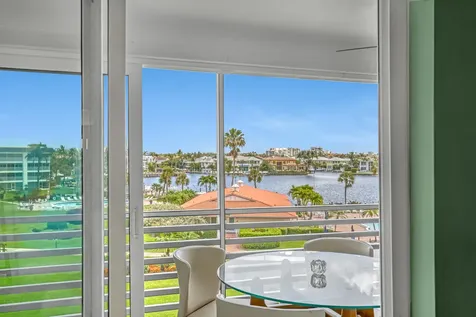 921 Spanish Circle Delray Beach FL 33483