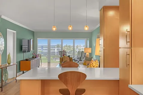 921 Spanish Circle Delray Beach FL 33483