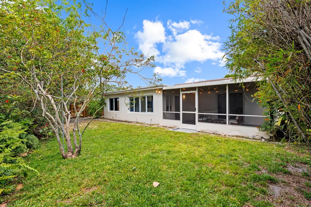 1010 SW 32nd Street Fort Lauderdale FL 33315