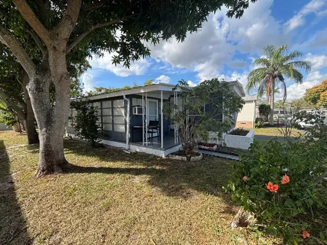 6931 NW 45th Terrace Coconut Creek FL 33073