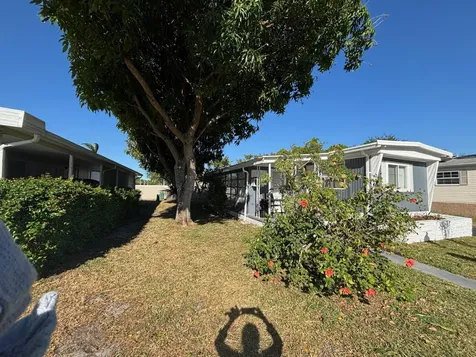 6931 NW 45th Terrace Coconut Creek FL 33073