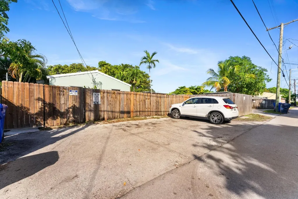 1928-1930 Adams Street Hollywood FL 33020