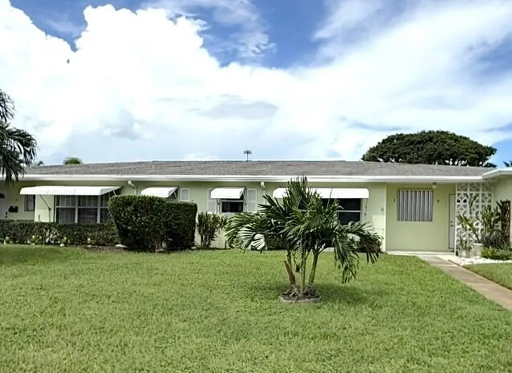 215 South Boulevard Boynton Beach FL 33435