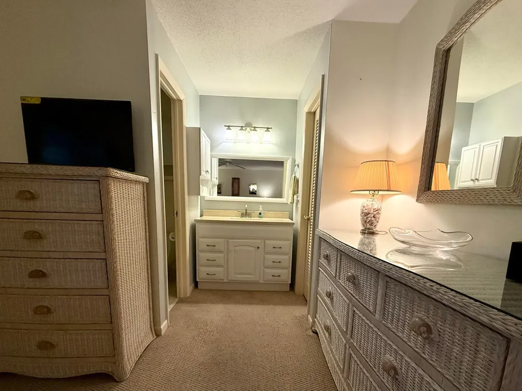 215 South Boulevard Boynton Beach FL 33435