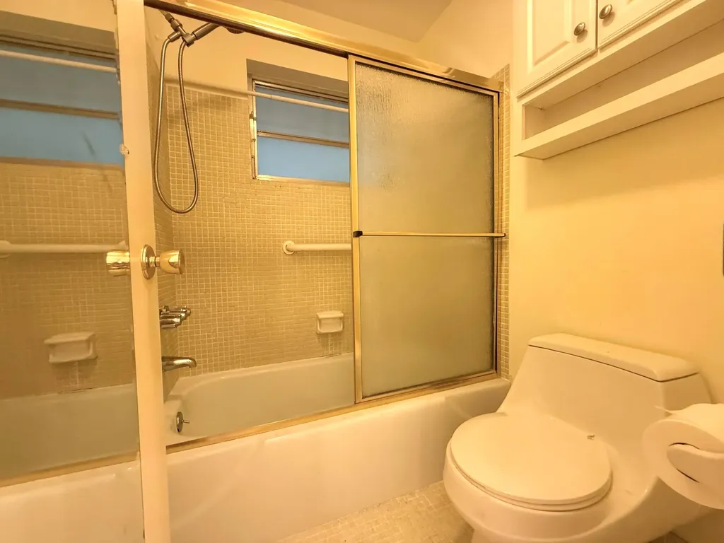 215 South Boulevard Boynton Beach FL 33435
