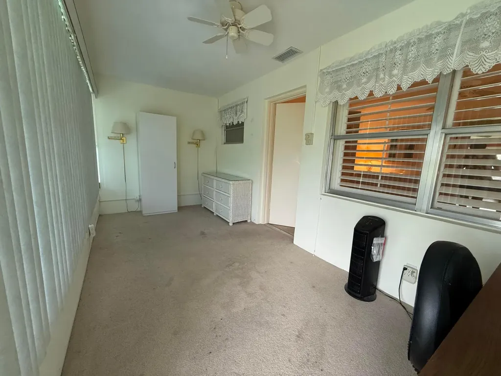 215 South Boulevard Boynton Beach FL 33435