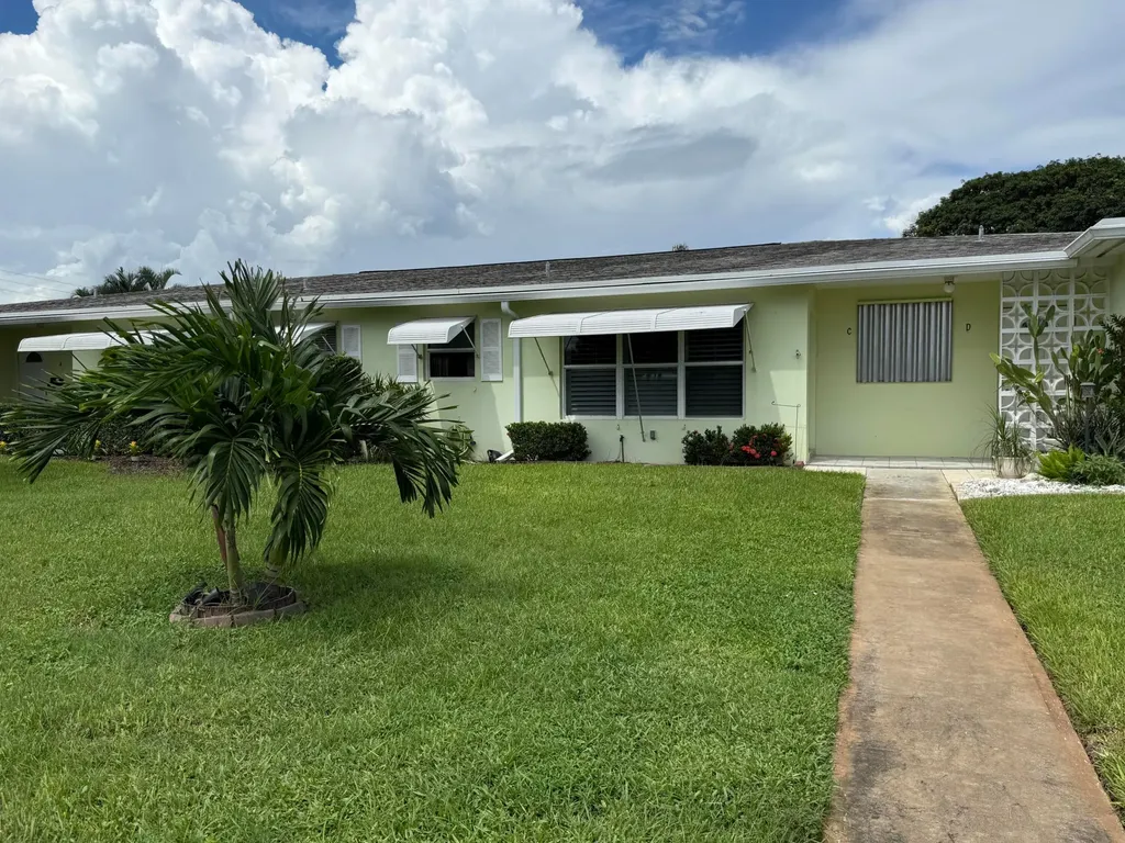 215 South Boulevard Boynton Beach FL 33435