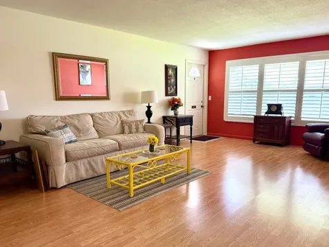 215 South Boulevard Boynton Beach FL 33435