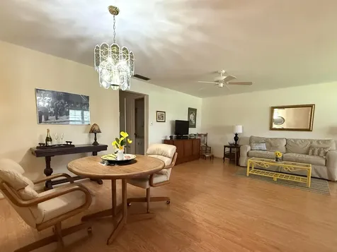 215 South Boulevard Boynton Beach FL 33435