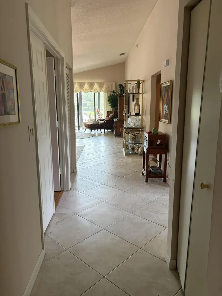 4807 Boxwood Circle Boynton Beach FL 33436