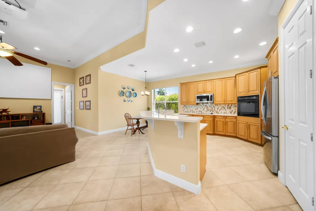 10865 NW 66th Court Parkland FL 33076