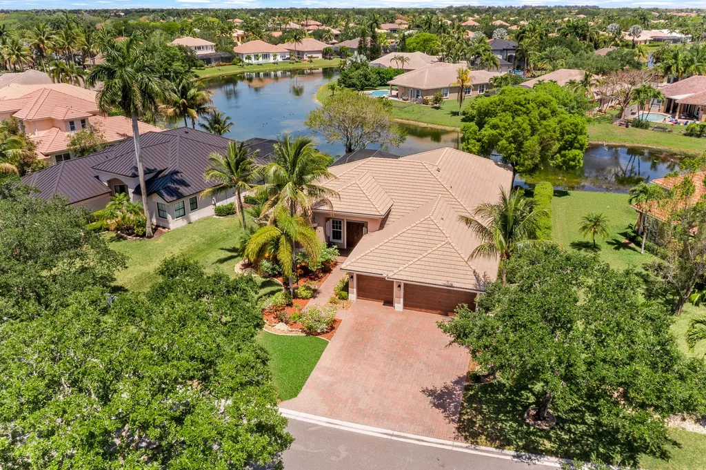 10865 NW 66th Court Parkland FL 33076