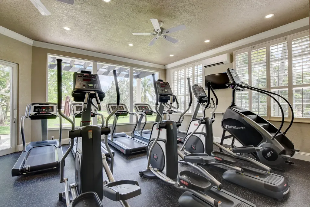 10865 NW 66th Court Parkland FL 33076