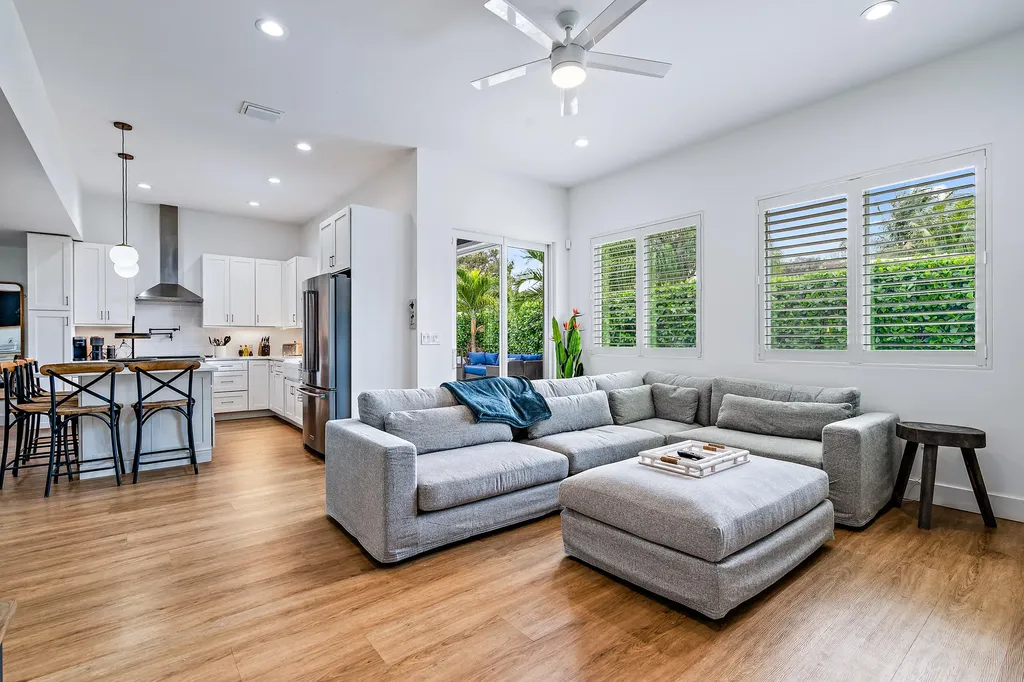 68 Azalea Circle Jupiter FL 33469