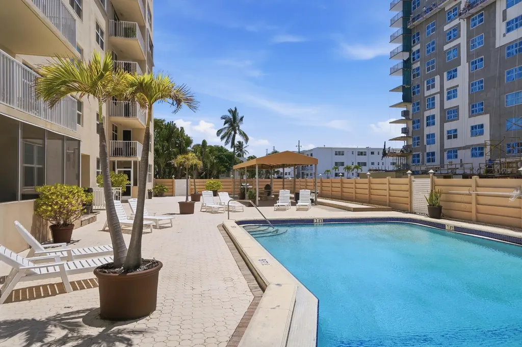1401 S Ocean Drive Hollywood FL 33019
