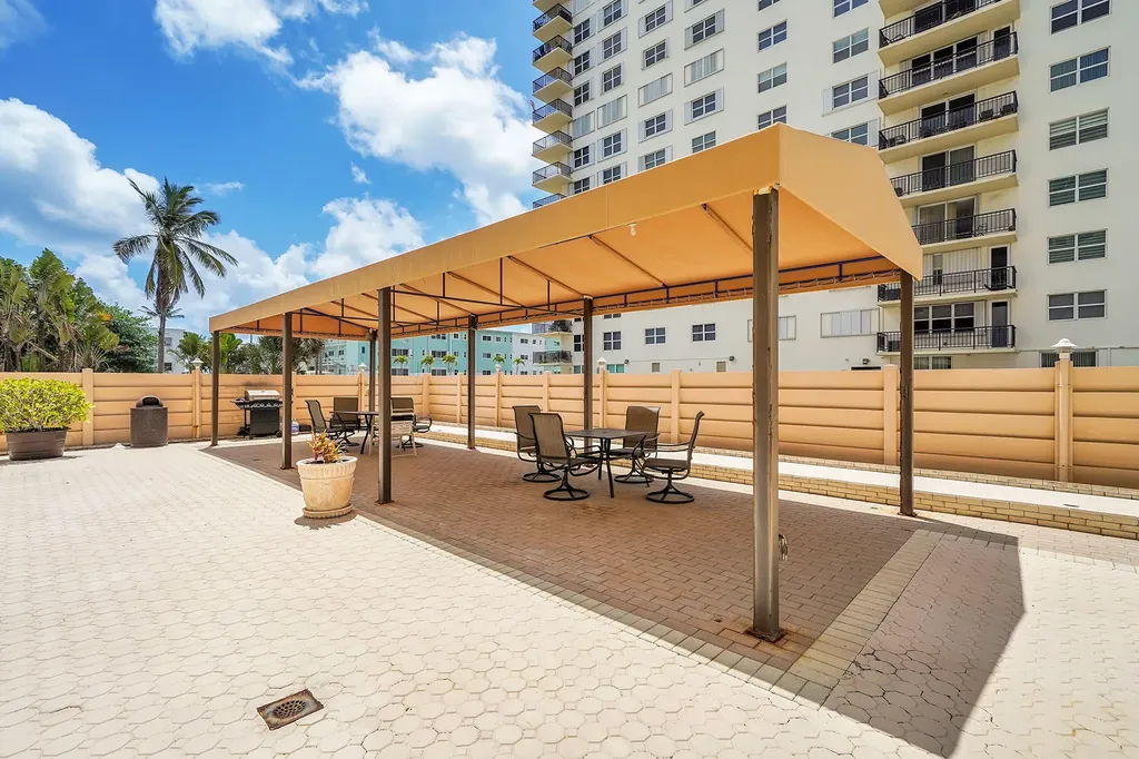 1401 S Ocean Drive Hollywood FL 33019