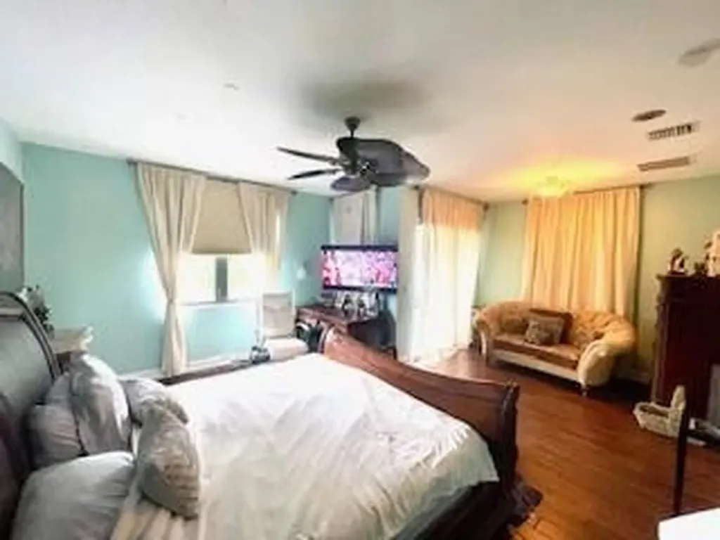 540 NE 17th Avenue Fort Lauderdale FL 33301