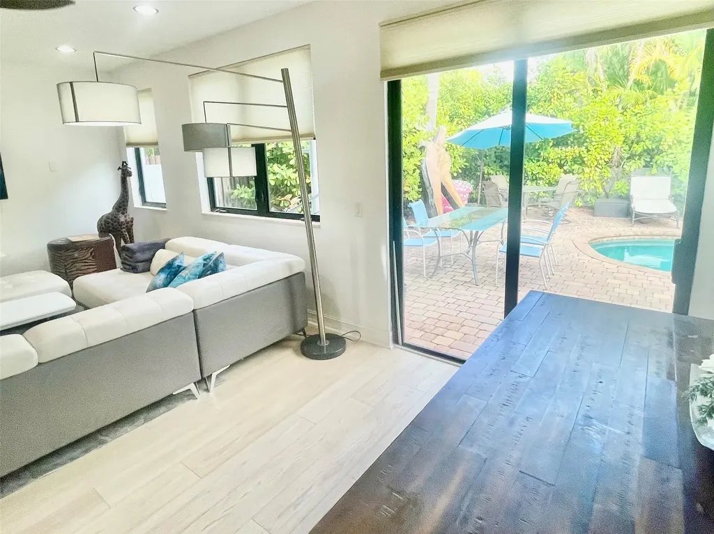 540 NE 17th Avenue Fort Lauderdale FL 33301