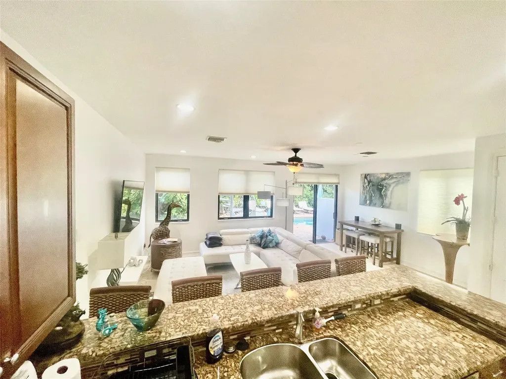 540 NE 17th Avenue Fort Lauderdale FL 33301