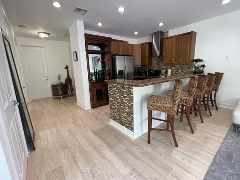 540 NE 17th Avenue Fort Lauderdale FL 33301