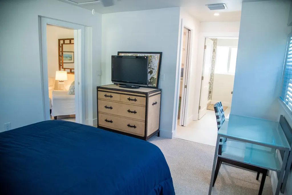 22 Van Road Jupiter FL 33469
