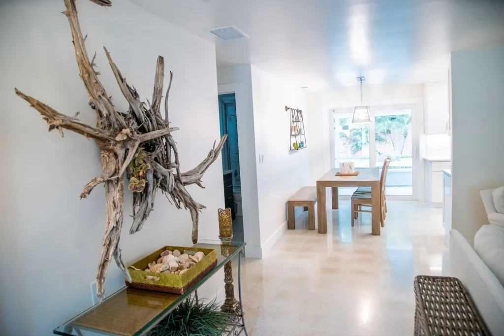 22 Van Road Jupiter FL 33469